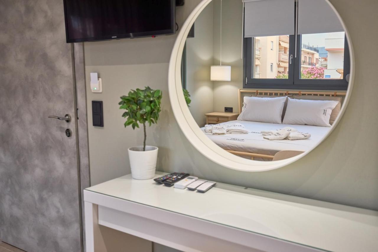Oisymi Luxury Studios Néa Péramos Eksteriør bilde