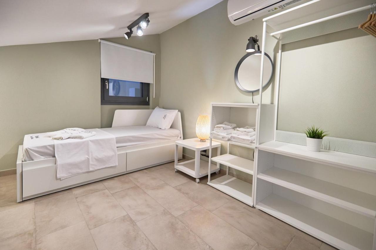 Oisymi Luxury Studios Néa Péramos Eksteriør bilde
