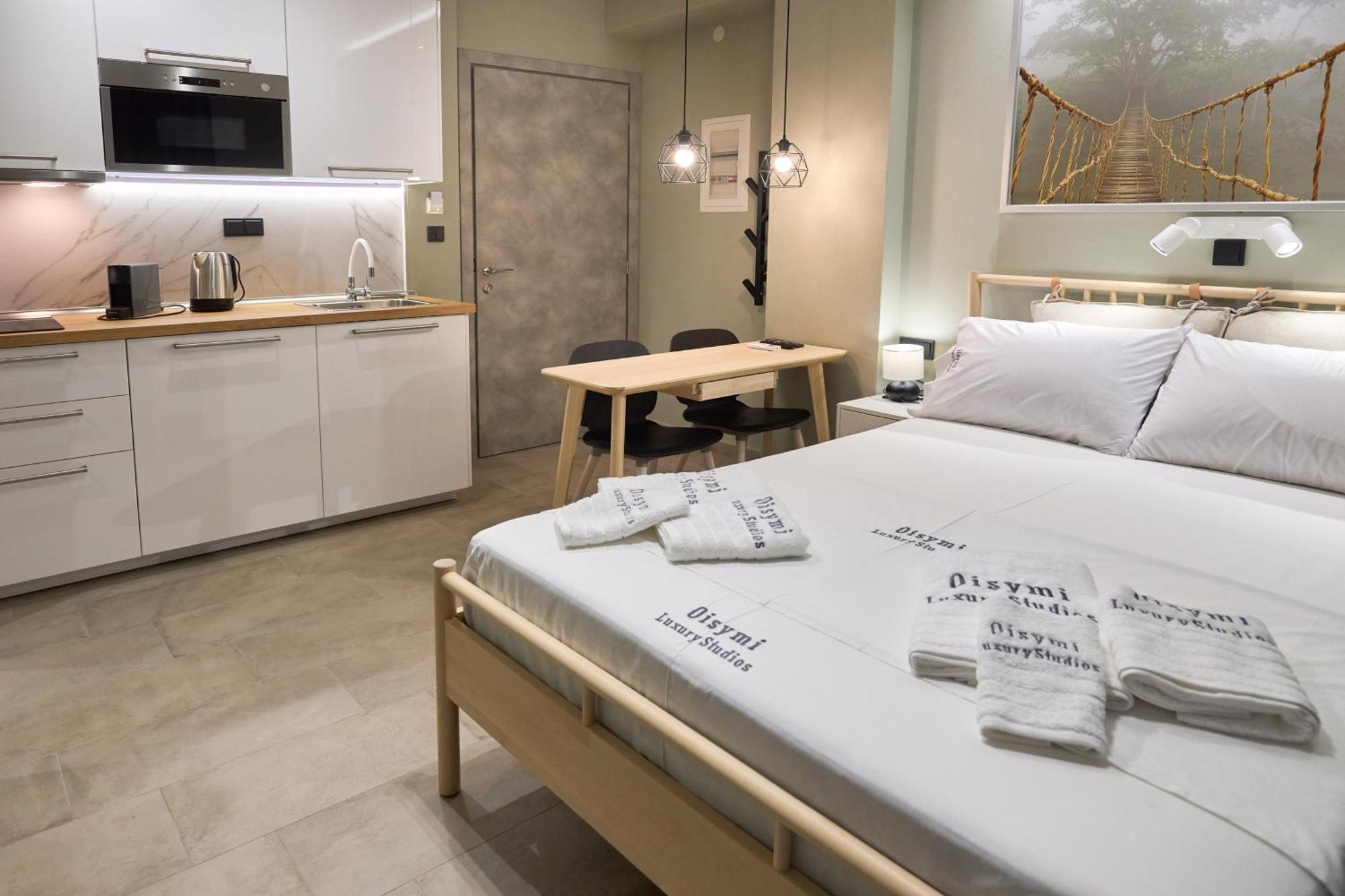 Oisymi Luxury Studios Néa Péramos Eksteriør bilde